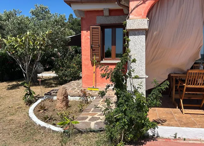 Con Giardino E Spettacolare Vista Mare A Villa Porto San Paolo