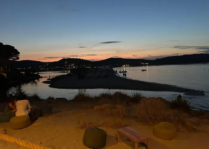 Con Giardino E Spettacolare Vista Mare A